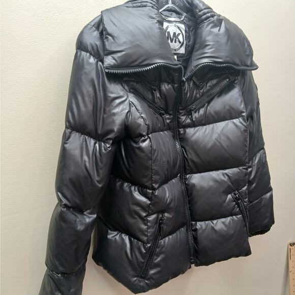 Michael Kors Full Zip High Neck Quilted Puffer Jacket Black w/black hardware Med - Picture 6 of 10